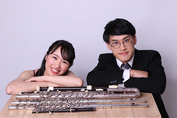フルートデュオ・高嶋青海さんと井口花菜さん