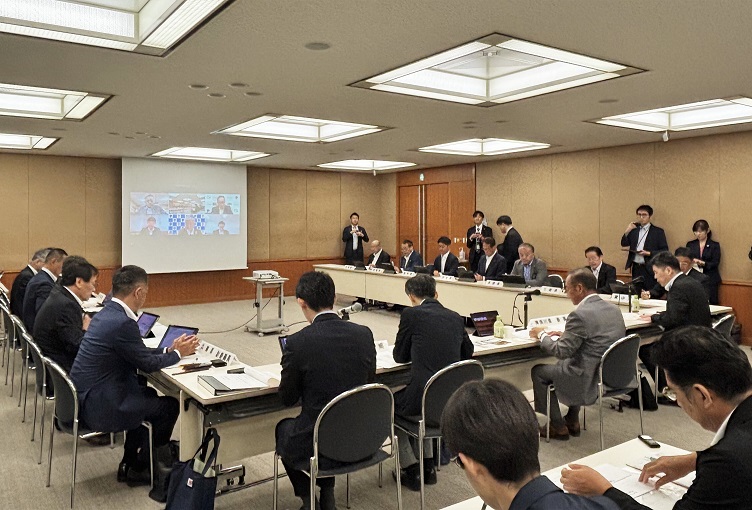 全国議長会役員会各委員会3