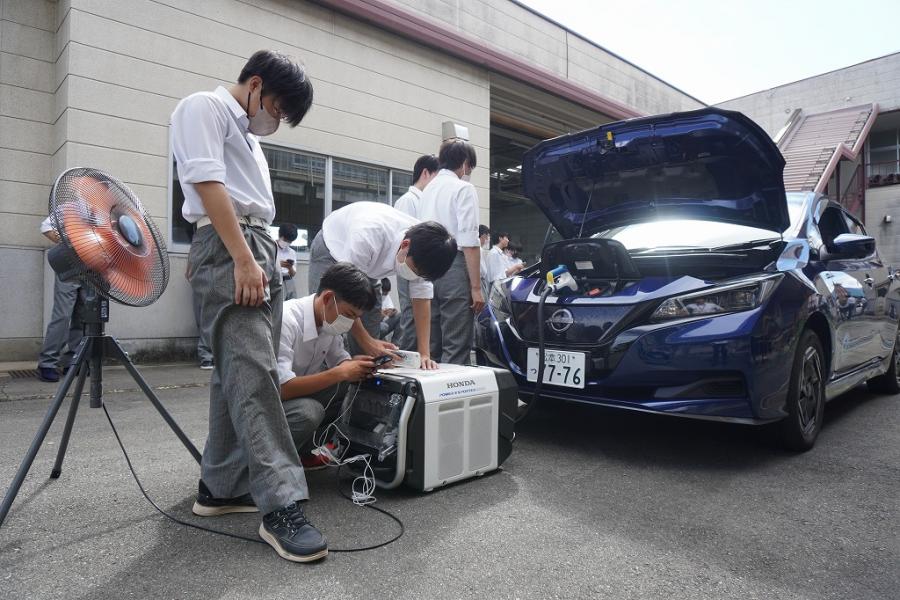 外部給電器