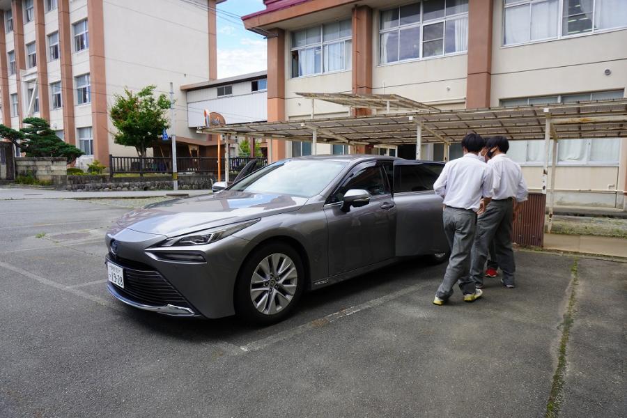 出前講座（水素自動車2）